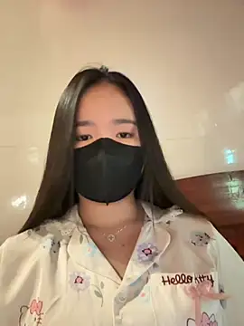 Gwen879 online show from 04/09/26, 06:19