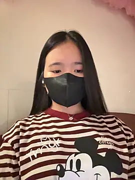 Gwen879 online show from 04/24/26, 07:11