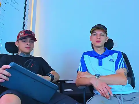 Snapshot of Thomas-Wil chatting on 02/01/26, 04:55 Thomas-Wil online show from 02/01/26, 04:55