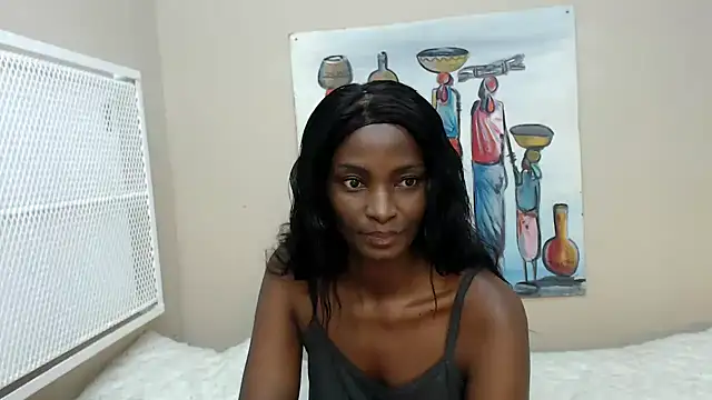 TallDivaNoir online show from 04/01/26, 06:36