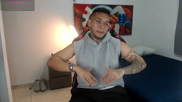 Snapshot of EvanVelvet chatting on 02/03/26, 01:26 EvanVelvet online show from 02/03/26, 01:26