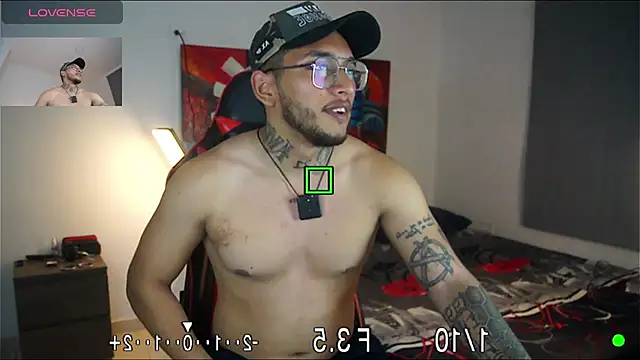 Snapshot of EvanVelvet chatting on 02/16/26, 11:01 EvanVelvet online show from 02/16/26, 11:01