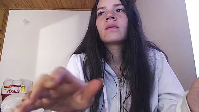Shanel Lozano online show from 06/12/26, 03:33