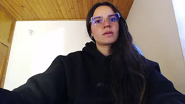 Shanel Lozano online show from 06/22/26, 09:01