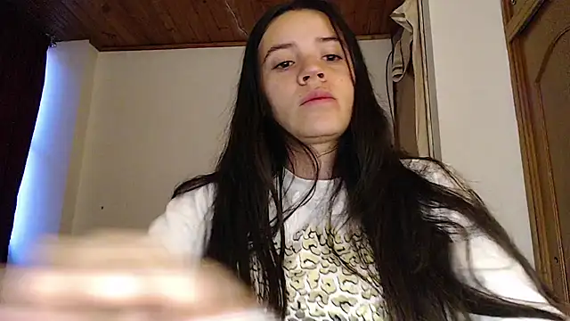 Shanel Lozano online show from 07/27/26, 11:12