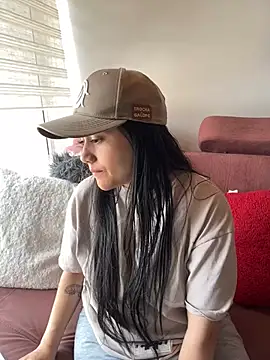 Veronica Wins  online show from 02/17/26, 07:31