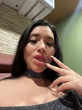 Veronica Wins  online show from 04/21/26, 01:42