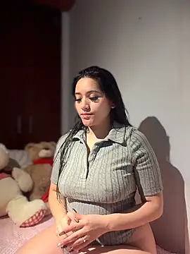 Snapshot of Veronica_Wins_ chatting on 06/09/26, 11:55 Veronica Wins online show from 06/09/26, 11:55