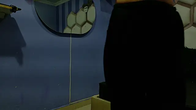 yvi taylor online show from 04/15/26, 12:01