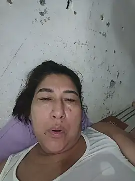 PatriciaGrajales online show from 06/01/26, 02:08