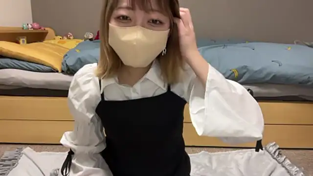 Snapshot of koko_xoxo chatting on 02/20/26, 01:44 koko xoxo online show from 02/20/26, 01:44