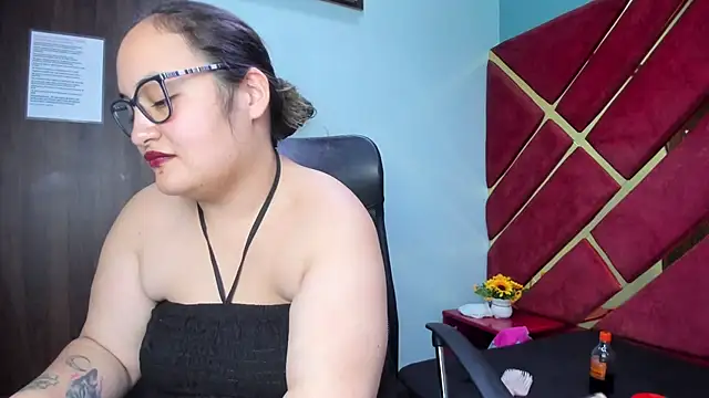 MiaRouss69 online show from 02/20/26, 12:51