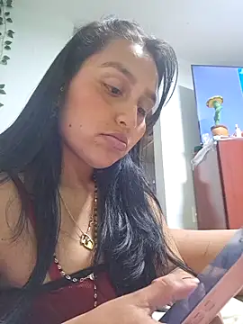 Snapshot of LunaRouuse_ chatting on 06/15/26, 10:23 LunaRouuse online show from 06/15/26, 10:23