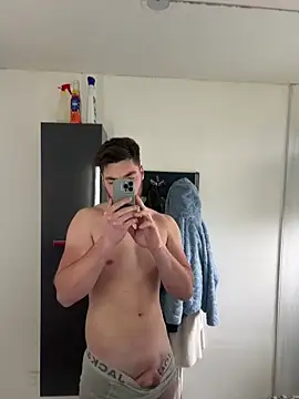 raph5666 online show from 03/13/26, 04:02