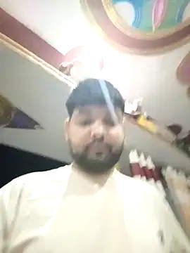 Snapshot of Pulkeet1433 chatting on 04/08/26, 08:31 Pulkeet1433 online show from 04/08/26, 08:31