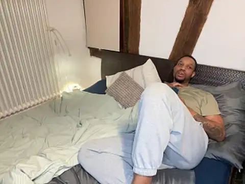 midnight ballerina  online show from 02/28/26, 10:55