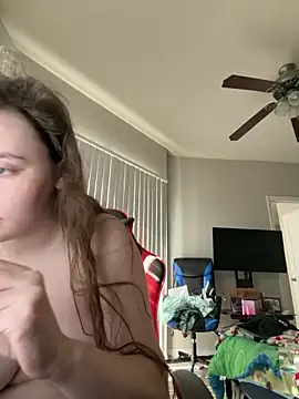 julia4thewin online show from 04/17/26, 09:07