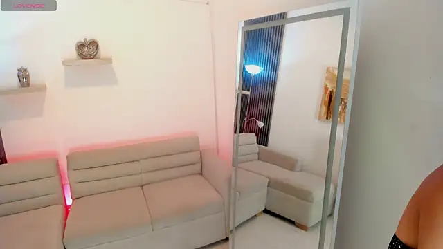 ambar muse online show from 04/18/26, 11:14