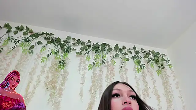 lizz lunna online show from 04/22/26, 10:00