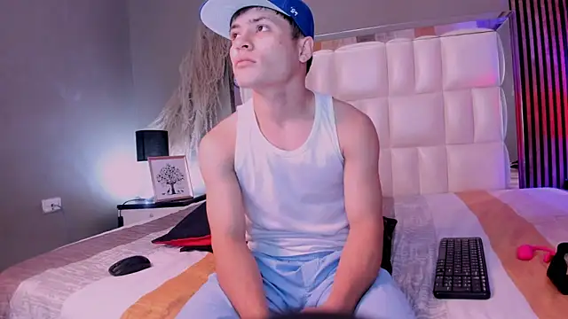 Roger And Ramona online show from 03/29/26, 12:38