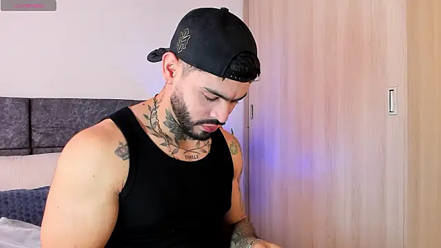 thiago ferrari  online show from 02/24/26, 09:13