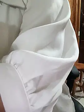 Myna 999 online show from 03/09/26, 02:37