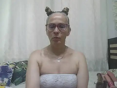 ZAMY1 online show from 04/18/26, 10:10