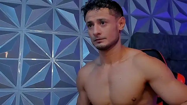 Snapshot of Adonys_Lewis_ chatting on 07/11/26, 09:23 Adonys Lewis online show from 07/11/26, 09:23