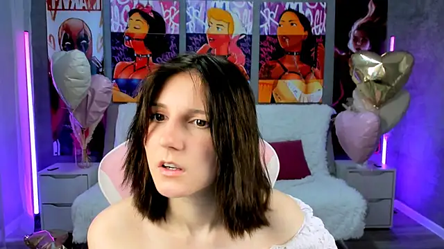 Snapshot of KikaOsterman chatting on 02/26/26, 12:15 KikaOsterman online show from 02/26/26, 12:15