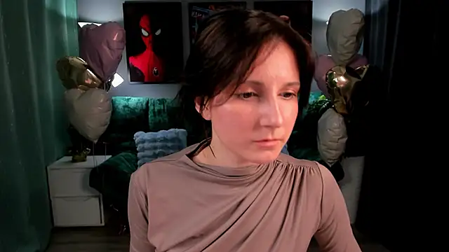 KikaOsterman online show from 03/04/26, 12:11