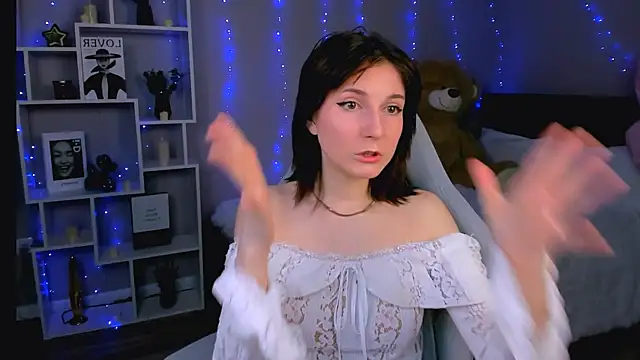 KikaOsterman online show from 04/16/26, 02:07