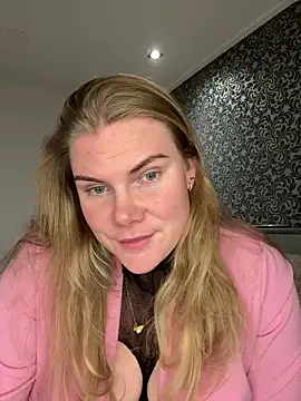 SexyBlondJoanna online show from 02/21/26, 05:58