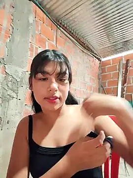 triana-hot18 online show from 01/12/26, 12:32