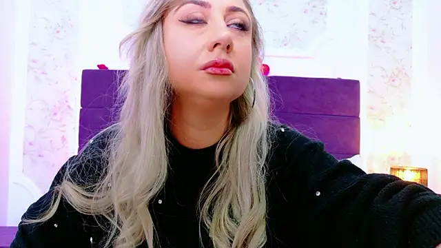 EvelinHill online show from 02/28/26, 04:57