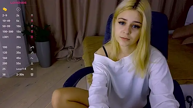 ApheliaStar online show from 01/14/26, 04:23