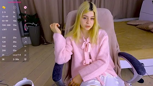 ApheliaStar online show from 02/05/26, 04:11