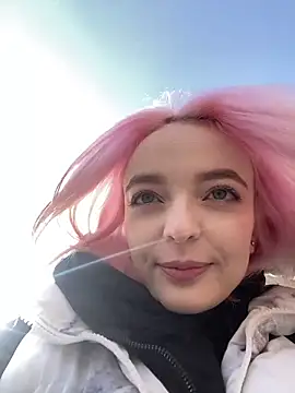 Snapshot of aka_Blonde chatting on 03/01/26, 06:26 aka Blonde online show from 03/01/26, 06:26