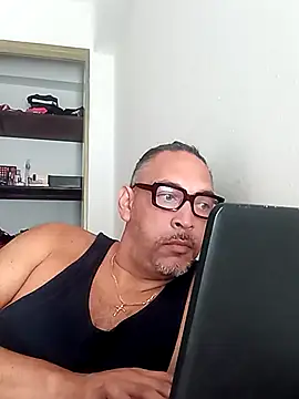 Snapshot of Big_vittollo chatting on 02/19/26, 01:40 Big vittollo online show from 02/19/26, 01:40