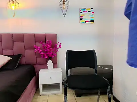 Oswalldo   online show from 03/30/26, 11:33