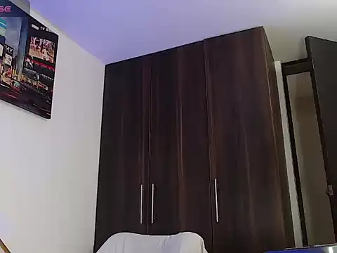 Axel Stton online show from 04/18/26, 08:20