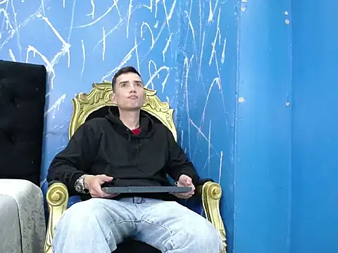 Iam Smith  online show from 02/15/26, 02:52