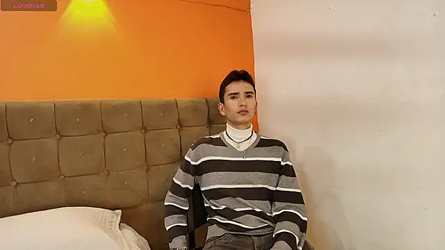 Iam Smith  online show from 03/03/26, 07:42