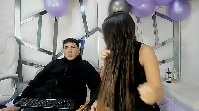 Snapshot of ScarlettAndLucas chatting on 02/03/26, 01:05 ScarlettAndLucas online show from 02/03/26, 01:05
