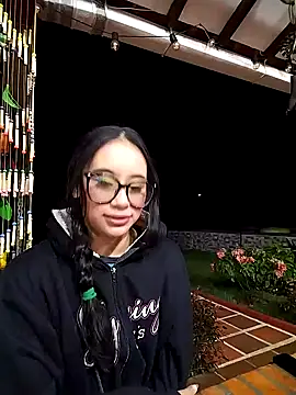 l0lita emi online show from 02/14/26, 10:23