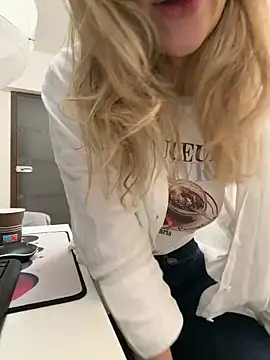 FrancescaZahra online show from 02/08/26, 10:13