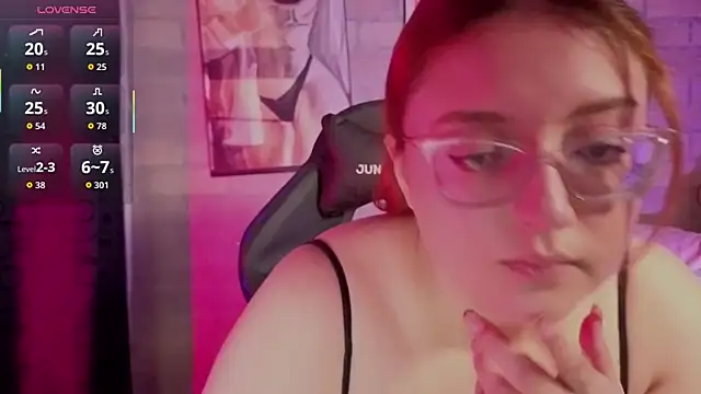 Mia Franklyn online show from 03/08/26, 07:50