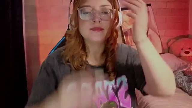 Mia Franklyn online show from 04/12/26, 07:41