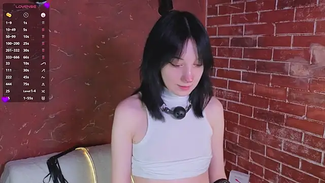 LisaBunnyy online show from 02/21/26, 06:53