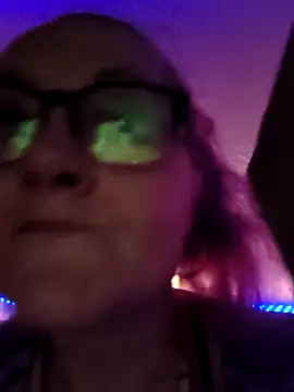 Snapshot of DisireAfterDark chatting on 03/05/26, 11:34 DisireAfterDark online show from 03/05/26, 11:34