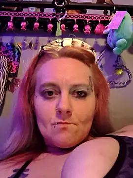 Snapshot of DisireAfterDark chatting on 03/15/26, 05:57 DisireAfterDark online show from 03/15/26, 05:57